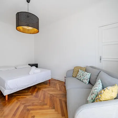 Apartamento 2 Pieces Avec Jardin Et Clim A Quelques Pas De La !